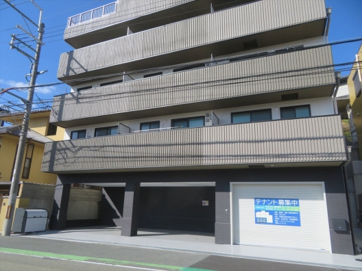 川西池田　旧176　新築マンション　１Ｆ　貸店舗