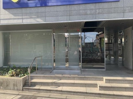 西宮北口　駅近　線路沿い　事務所仕様　１Ｆ　貸店舗・事務所