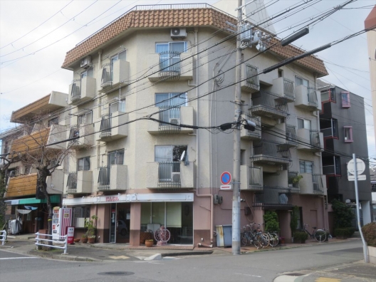 東須磨　桜並木が美しい公園前　１Ｆ　喫茶店　居抜き店舗