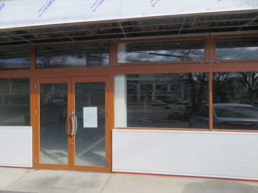 本竜野　市役所の前　駐車場4台付　鉄骨平家一戸建　貸店舗