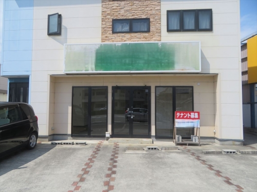 加古川駅北　加古川ランプすぐ　駐車場付　元リラクサロン