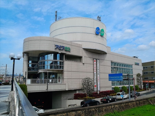 逆瀬川　アピアきた　外向き　スケルトン（元教室）　貸店舗