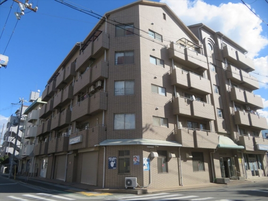 兵庫駅東　公園前の住宅地　元営業所　１Ｆ　貸店舗・事務所