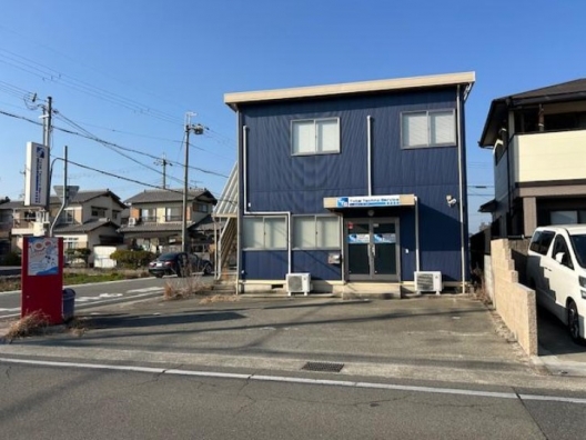 稲美町　住宅街　駐車場4台付　元営業所　貸店舗・事務所