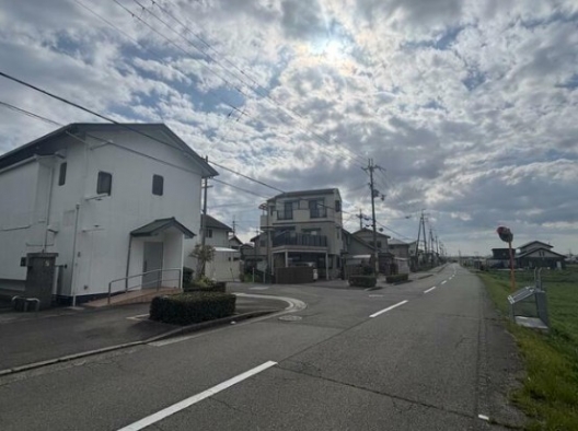 稲美町　飲食店可　元カラオケ喫茶　１Ｆ・２Ｆ　貸店舗