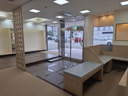 姫路駅南　駅近　元呉服店　１Ｆ　貸店舗・事務所