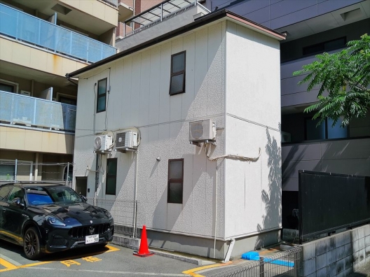 新神戸　倉庫付事務所