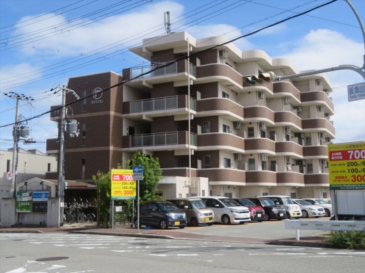 山本　駅近　事務向け内装有り　元学習塾　貸店舗・事務所