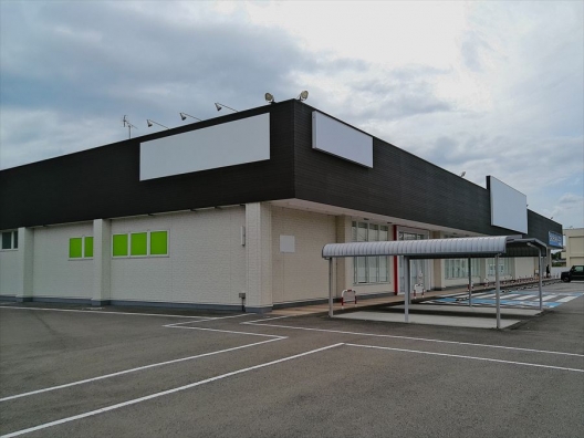 紀の川市　粉河　国道24号　元ドラッグストア　貸店舗