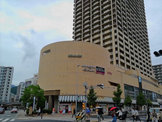 ＪＲ住吉　駅直結の駅前商業施設　キララ住吉　２Ｆ　貸店舗
