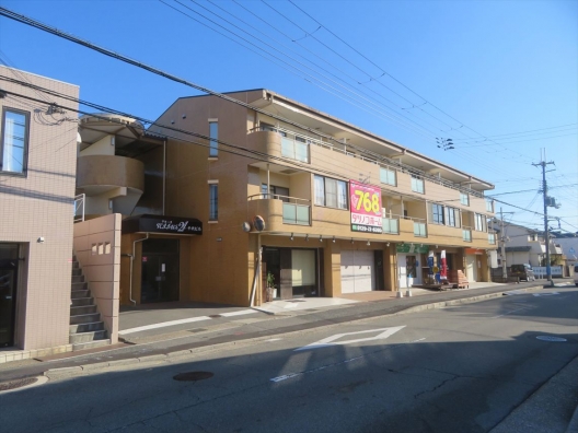 玉津　国道175号すぐ　玉津環状線　元弁当屋　貸店舗