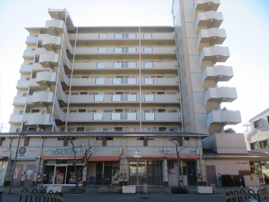 西代　一部設備一新　元リラクサロン　１Ｆ　貸店舗・事務所