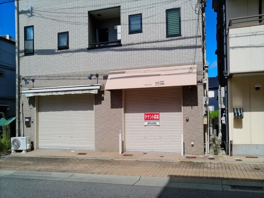 西代　カウンターのみ　１Ｆ　喫茶店　居抜き店舗