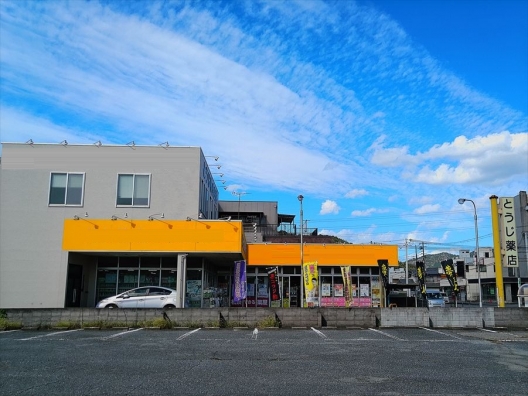 曽根　県道555号　事務所仕様　１Ｆ・２Ｆ　貸店舗・事務所