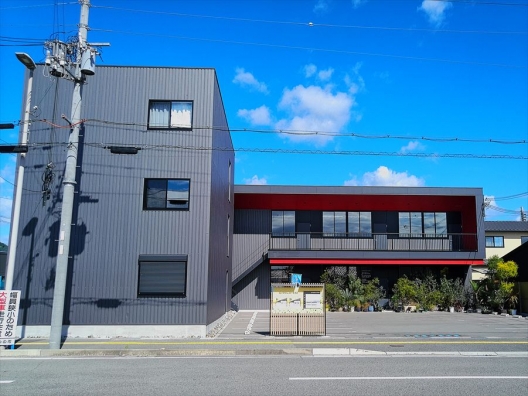 本竜野　新興住宅地　築後未入居　スケルトン　１Ｆ　貸店舗
