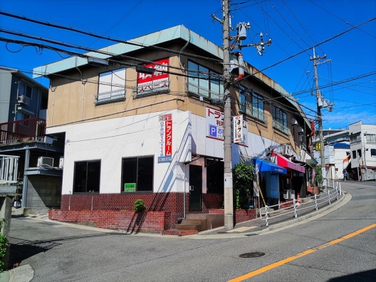 垂水多聞　倉庫スペース付　事務所仕様　貸店舗・事務所